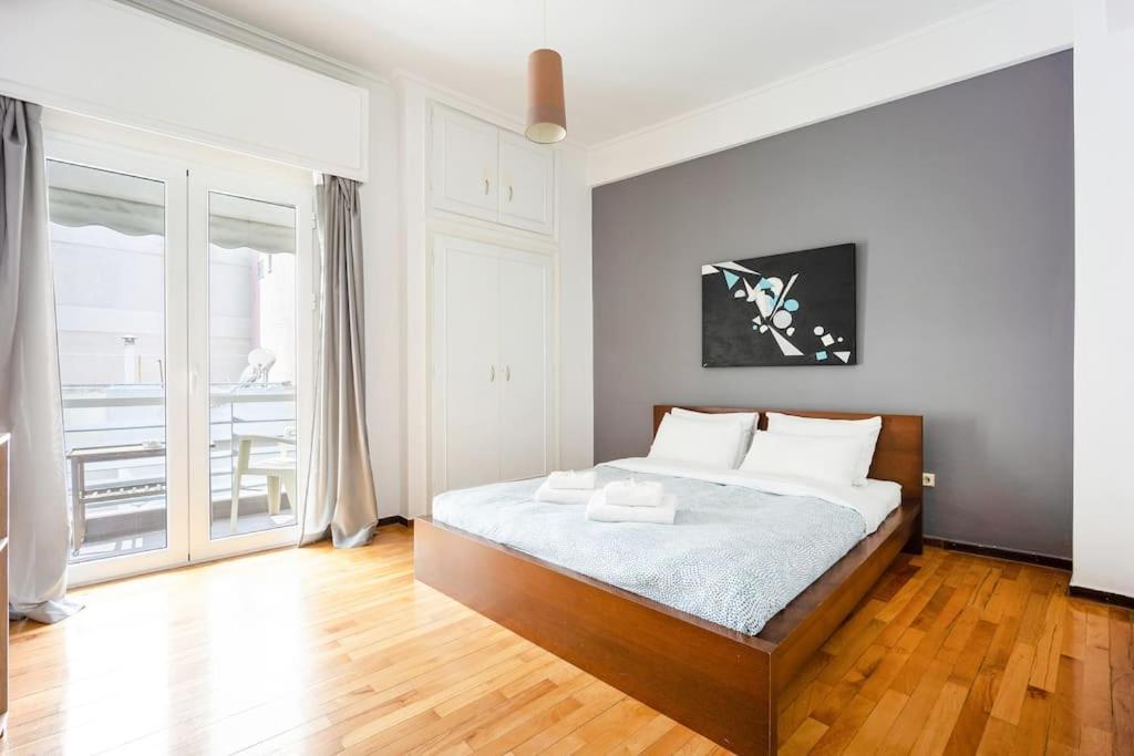 Apartment In The Middle Of Everything Athen Eksteriør bilde