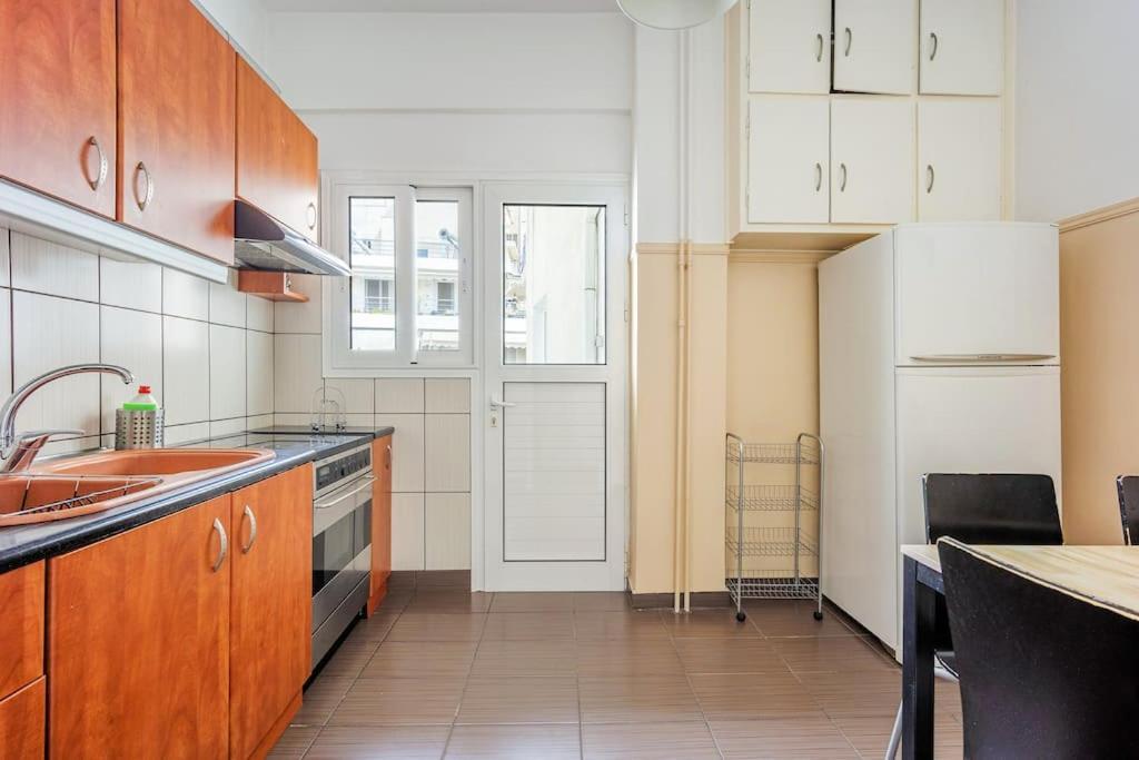 Apartment In The Middle Of Everything Athen Eksteriør bilde